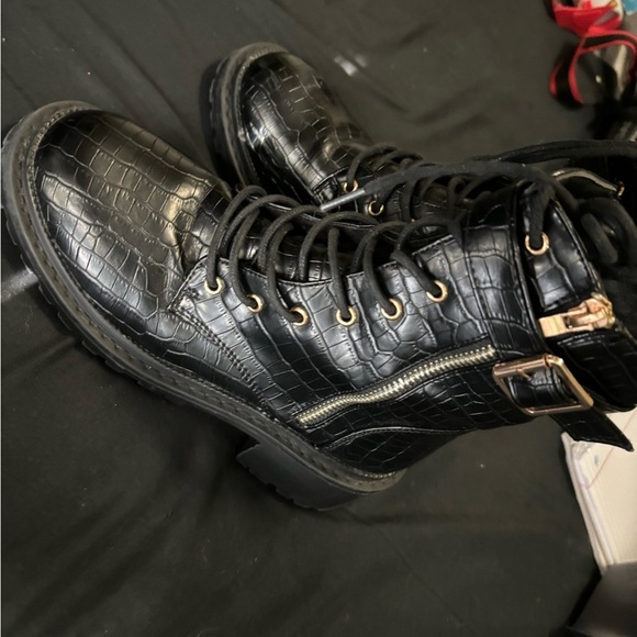 Nordstrom Rack Size 6 Black Croco Brand New Zip Up Women’s Heeled Runner Boots - Picture 14 of 16